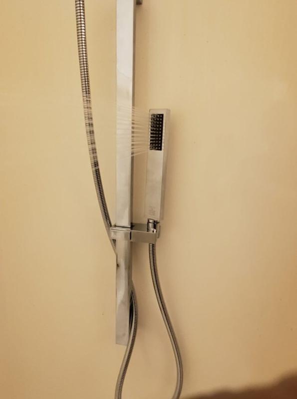 Beautiful hand held on the mount!