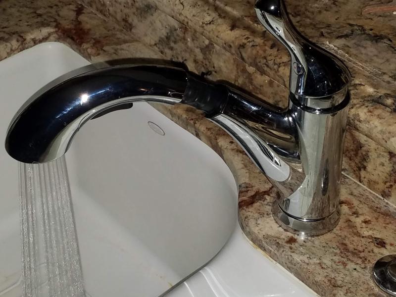 Single Handle Pull Out Kitchen Faucet Delta Faucet