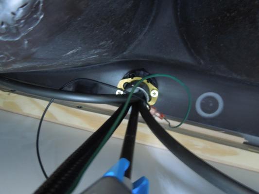 Wires can not touch any metal