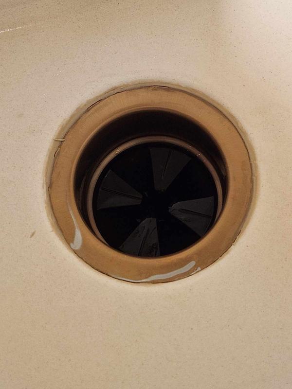 Kitchen Disposal and Flange Stopper 72030-CZ | Delta Faucet