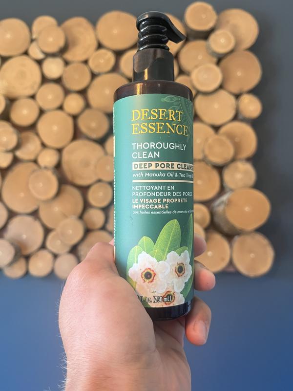 Manuka, Tea Tree, & Bentonite Clay Thoroughly Clean Deep Pore