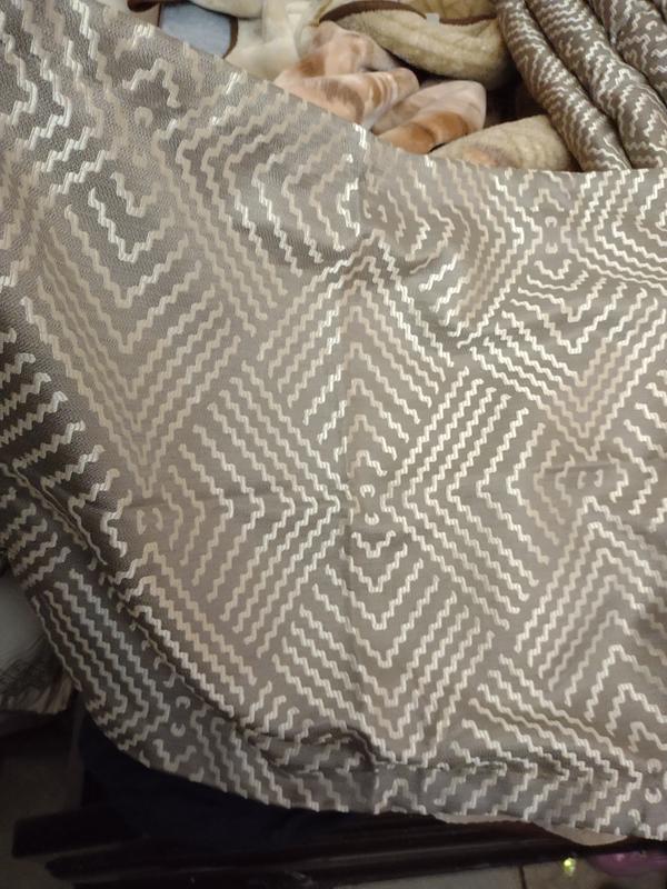 This are the shams for the pillows