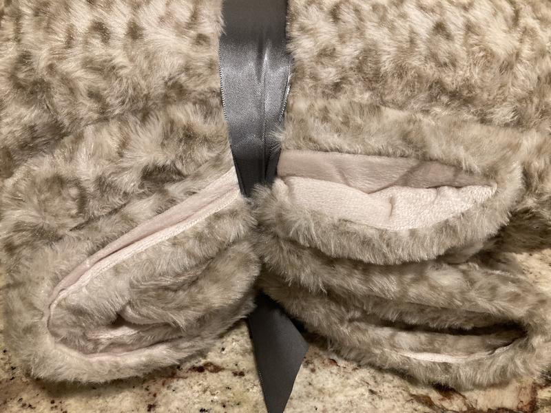 Tahari home mink discount faux fur throw