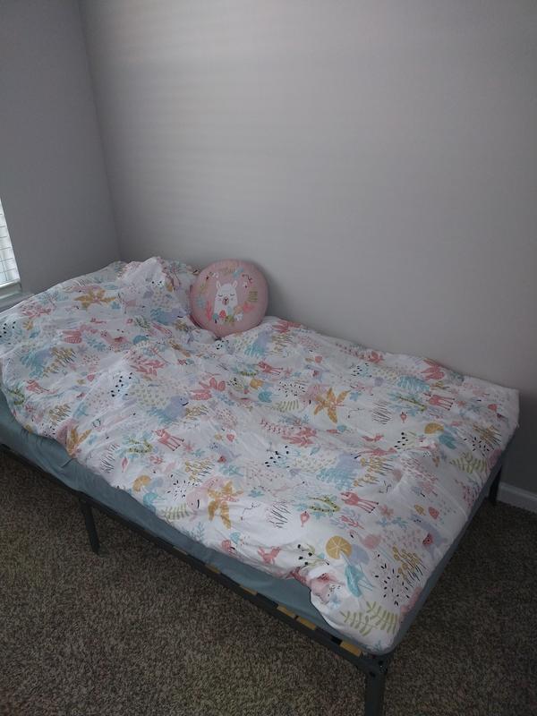 Very beautiful comforter set
