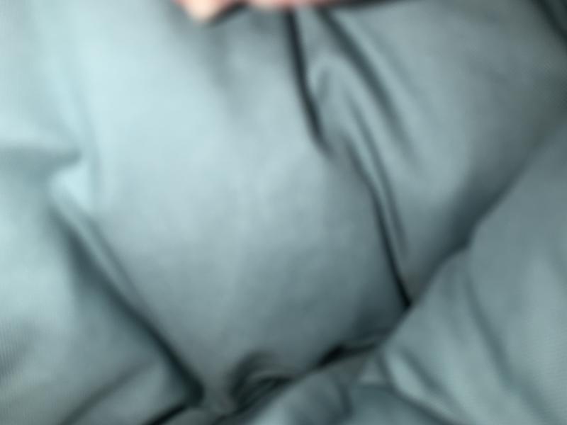 Solid color on the inside