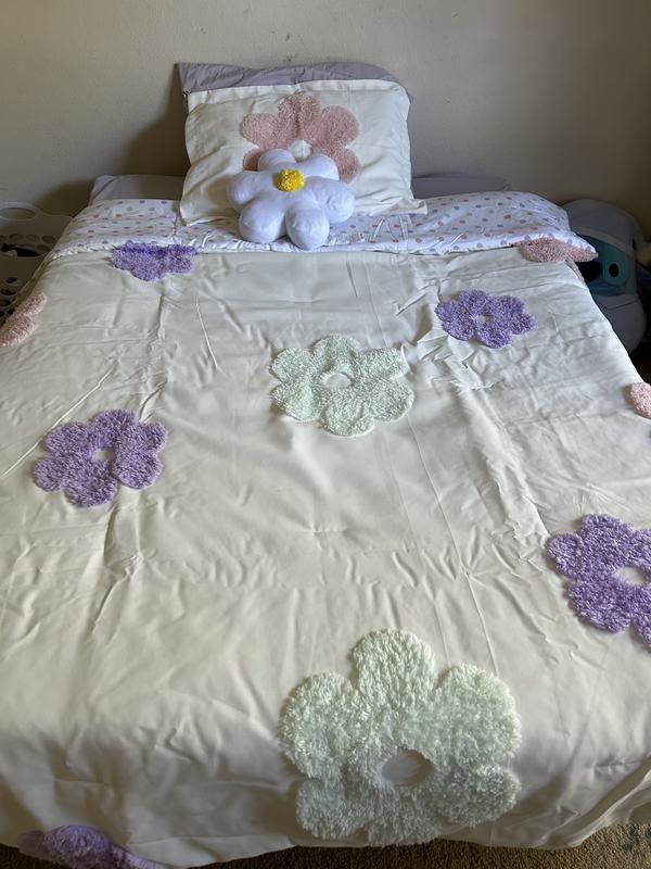 My daughters new comforter set