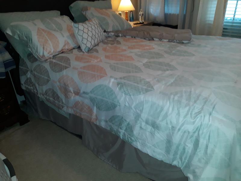 cover reverses to gray