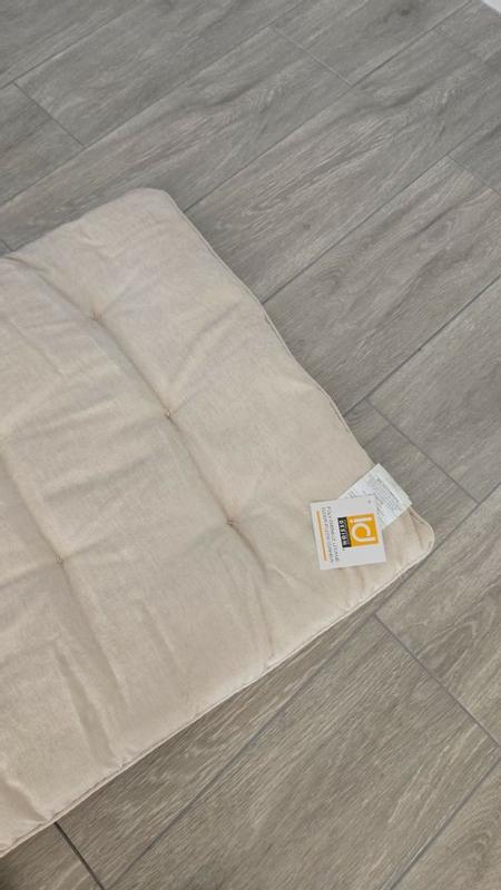 Customer carousel item 1.