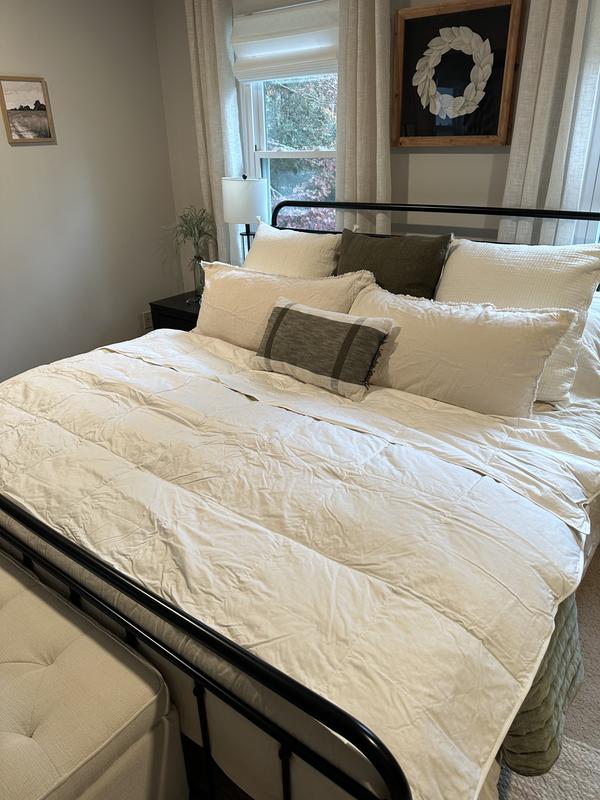 Love this down comforter