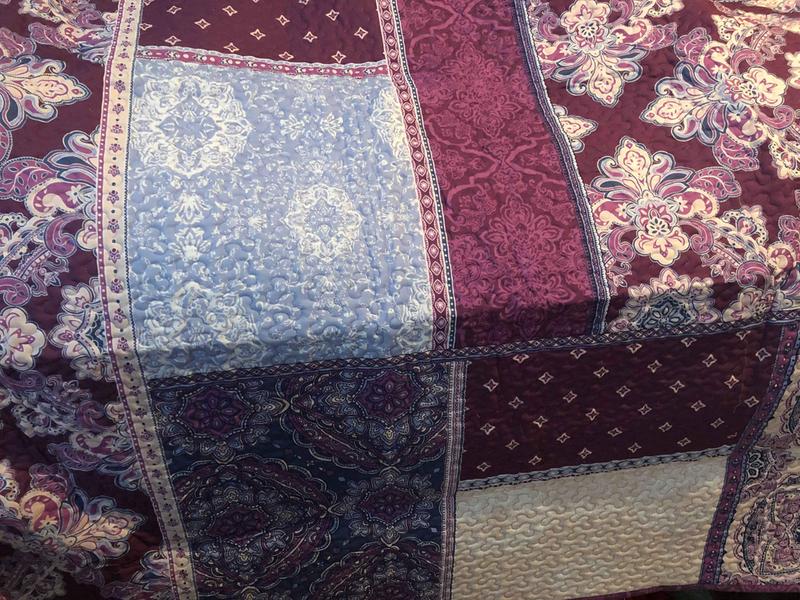 COLORFUL BEDDING SET