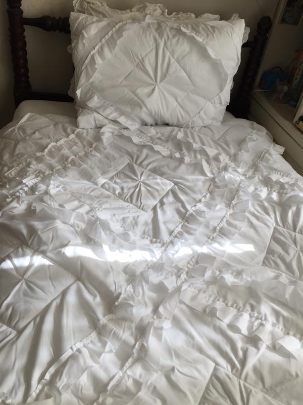 Kacie Coverlet and Sham