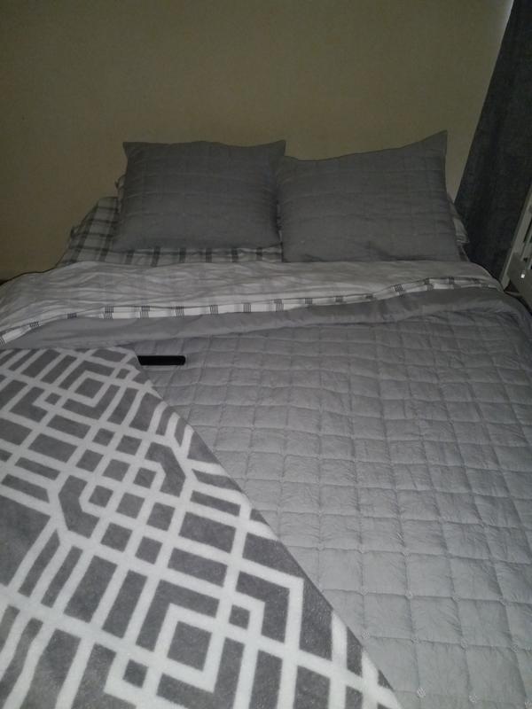 Comforter