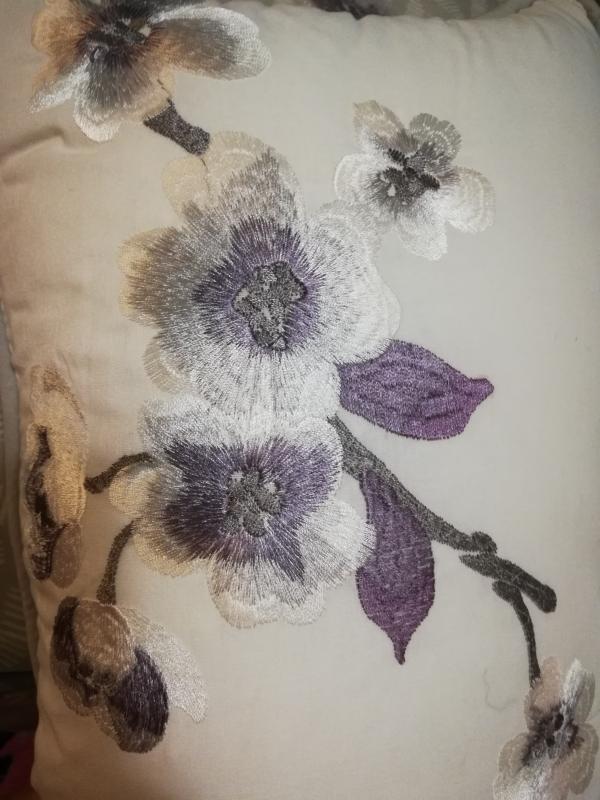 throw pillow