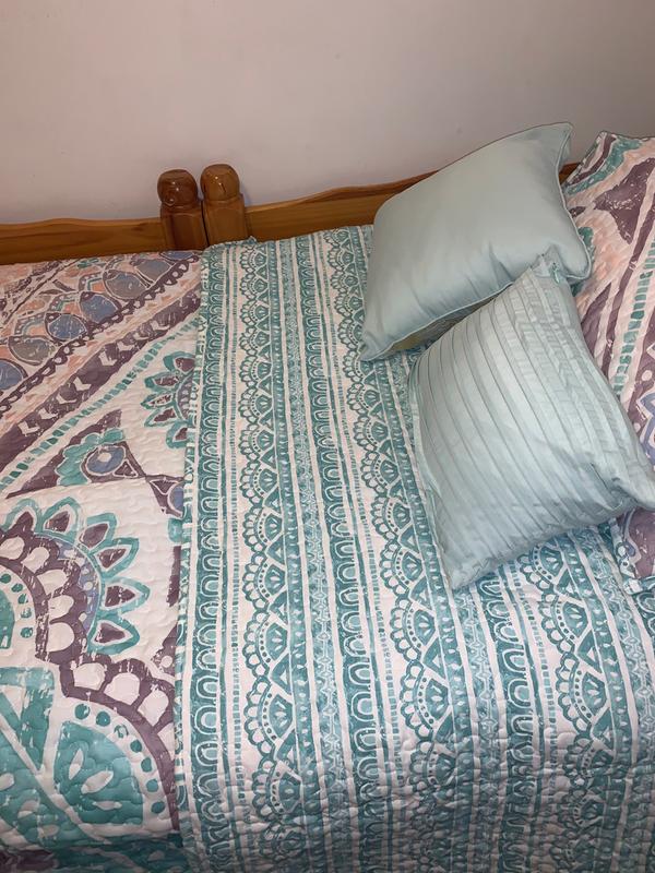 Intelligent Design - Lidia Printed Reversible Cotton Coverlet Set #GotitFreetoReview