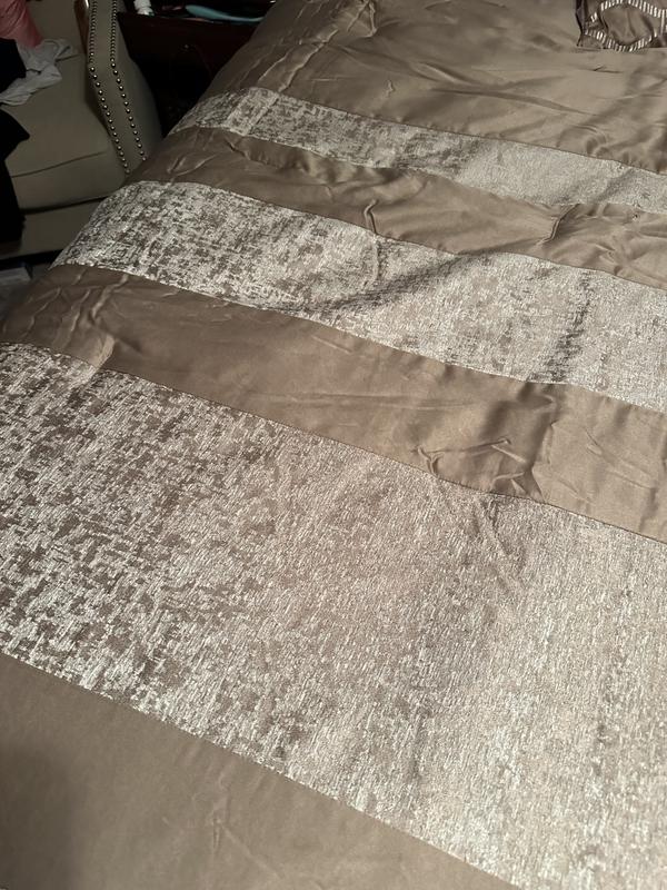 Close up to see quality!!