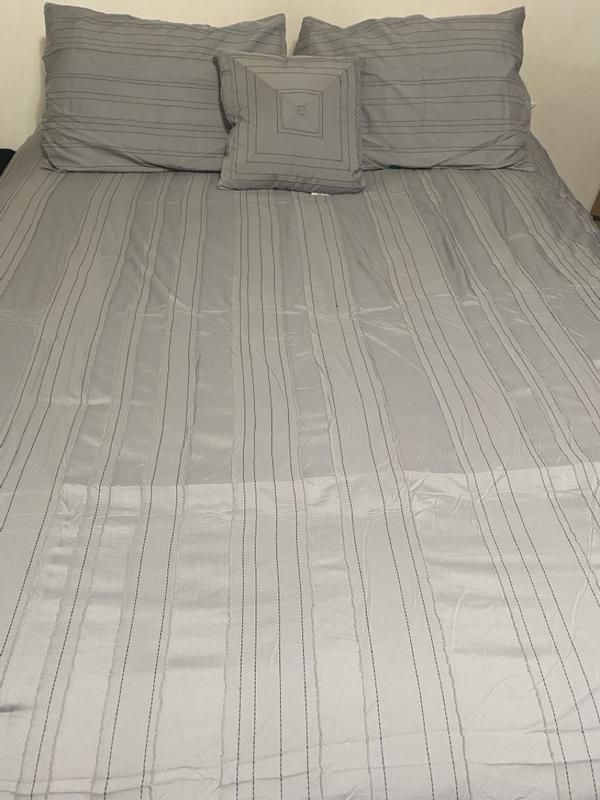 Customer carousel item 5.