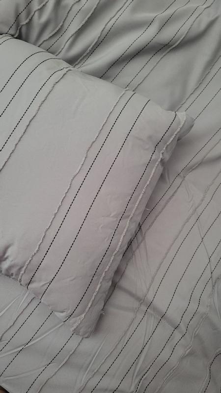 Customer carousel item 7.