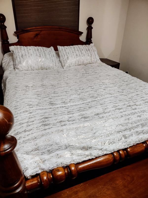 My new comforter set!