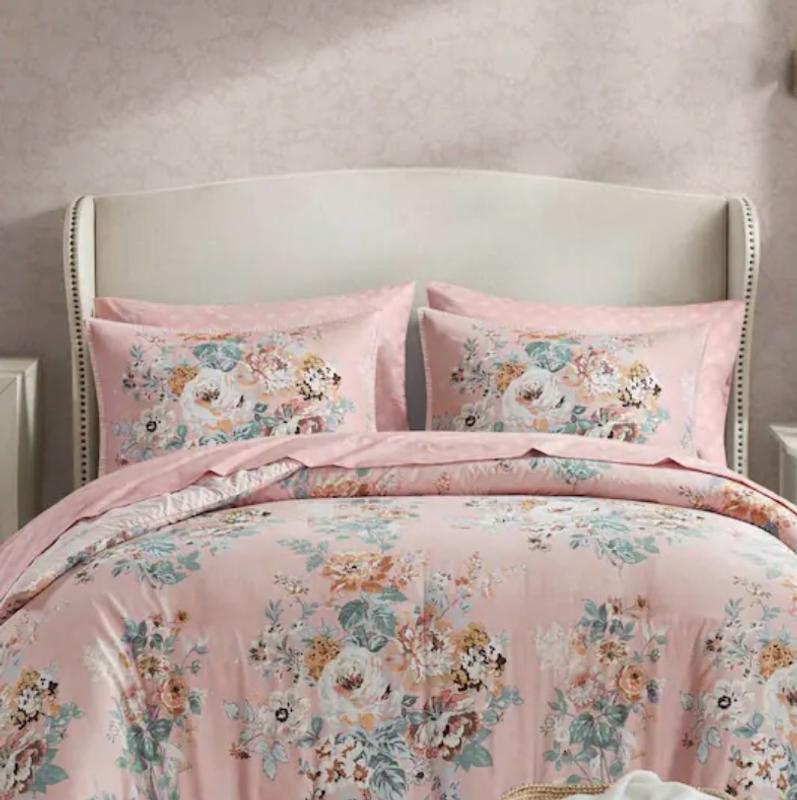 Customer carousel item 3.