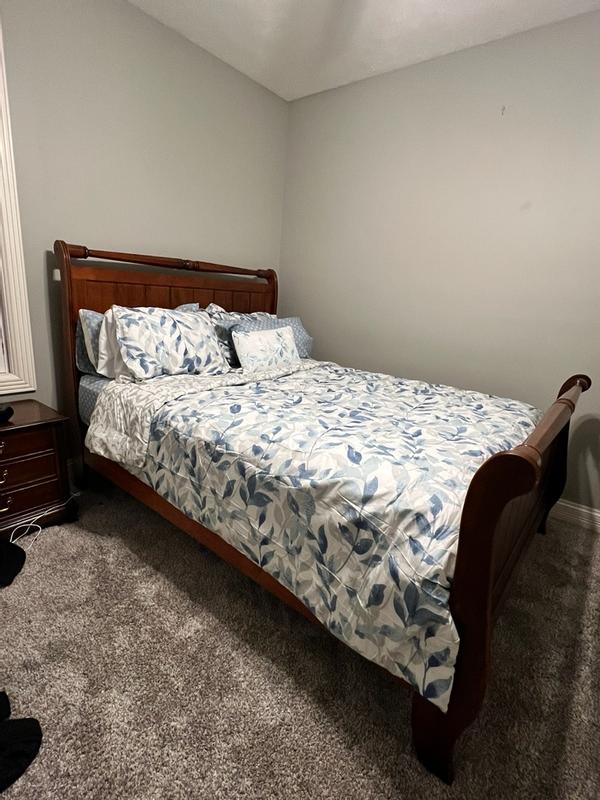 Customer carousel item 5.