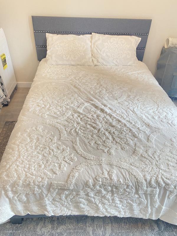 Compliment my new guests room bed