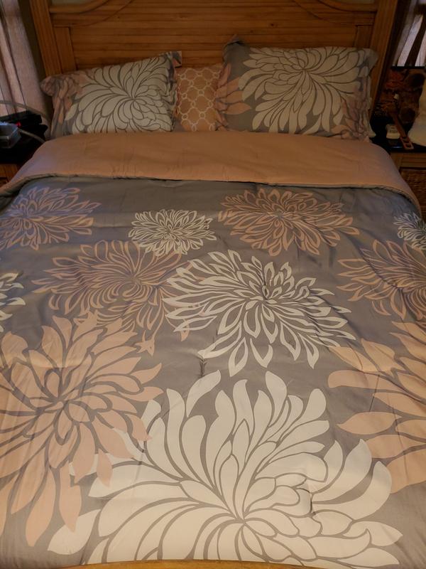 Beautiful Comforter Set