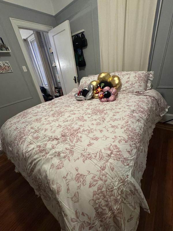 Customer carousel item 1.