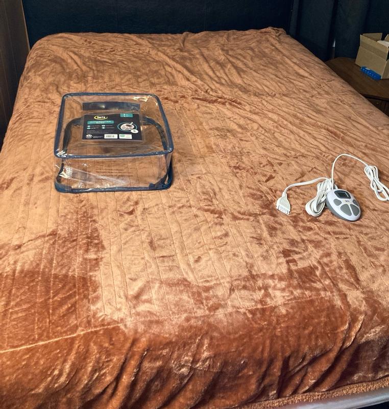 Customer carousel item 3.