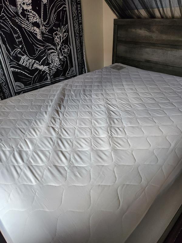 Customer carousel item 4.