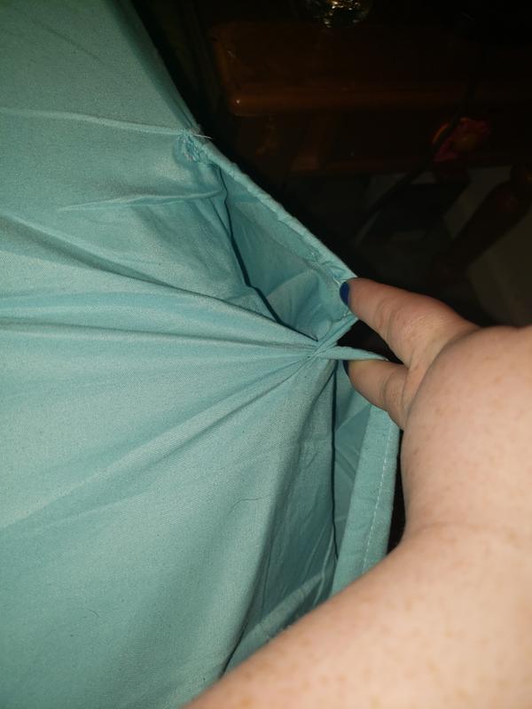 It has pockets!!!