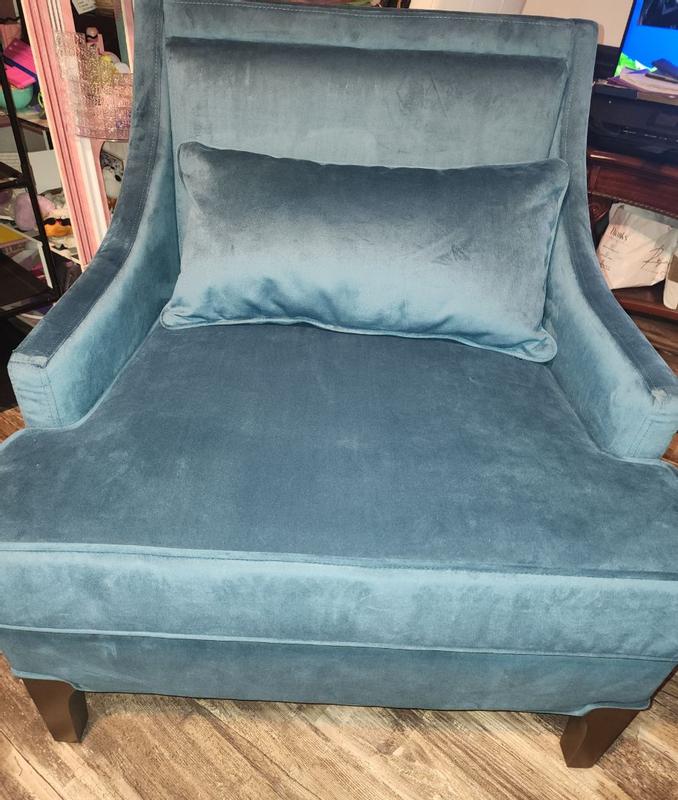 Customer carousel item 1.