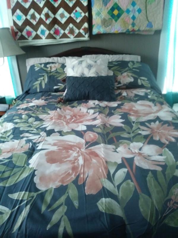 Camillia 8 piece Comforter Set.
