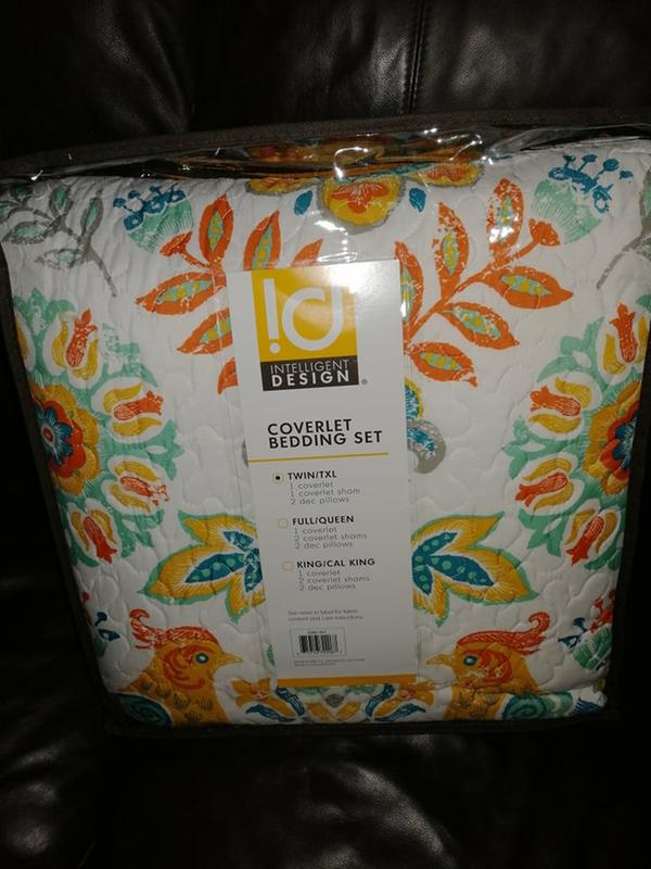 Coverlet Set