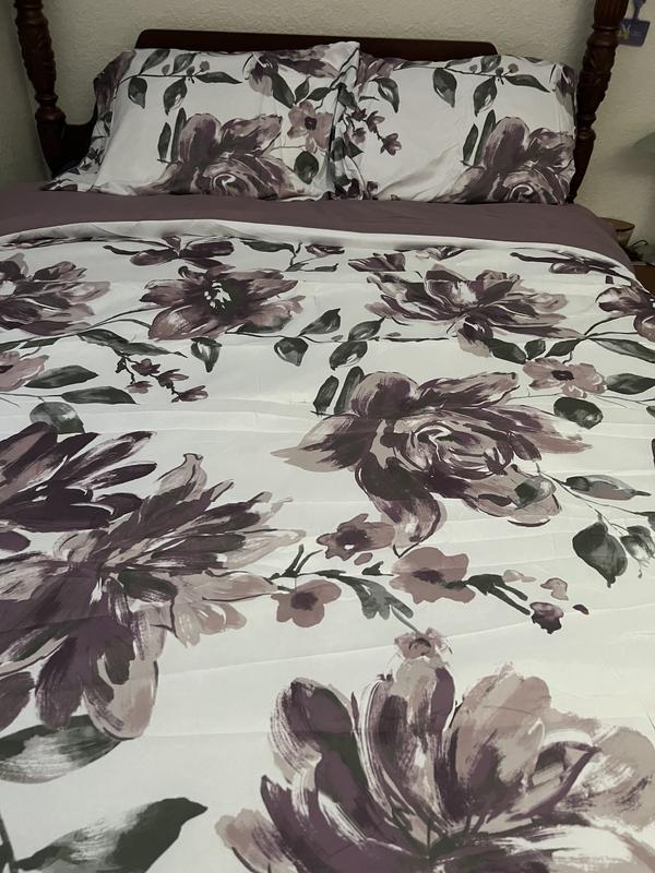 Madison Park Essentials Alice Floral Comforter Set with Bed Sheets