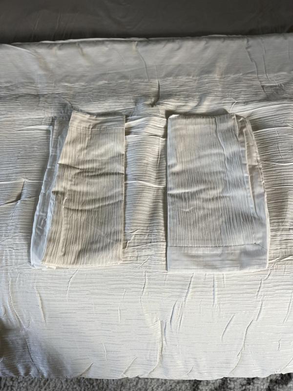 2x king pillow shams and comforter