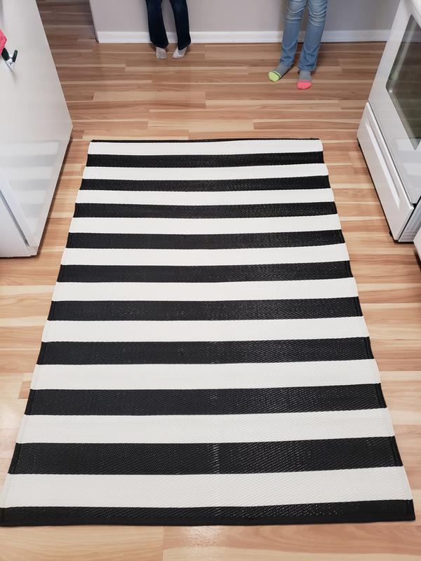 Outdoor Rug 4X6 Area Rug Washable Kitchen Rug Black and White Striped