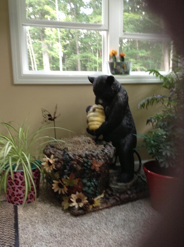 Beehive Black Bear Spitter Piped Statue - KY1029 - Design Toscano