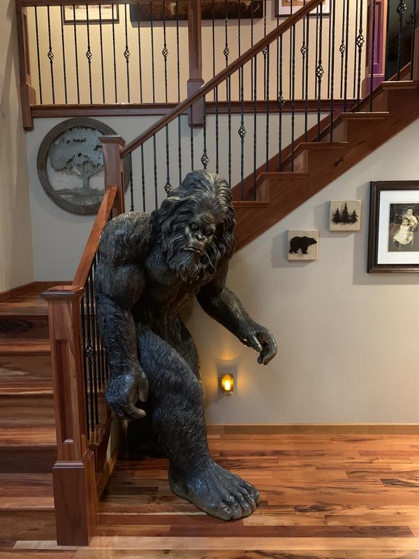 Design Toscano Bigfoot the Garden Yeti Statue & Reviews