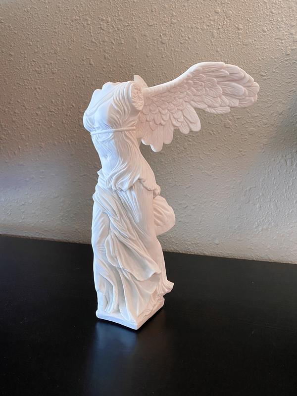 Nike of Samothrace Statue - KY1306 - Design Toscano