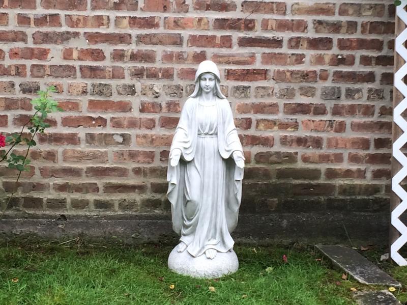 Design Toscano Madonna of Notre Dame Garden Grand Statue & Reviews