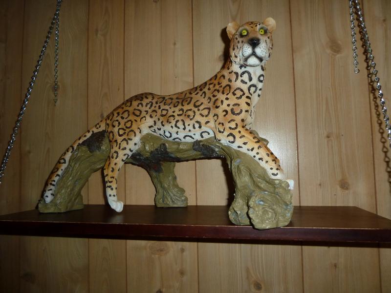 Leopard Garden Statue - Design Toscano