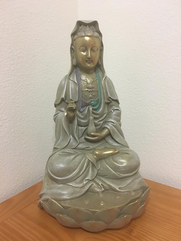 Design Toscano Resting Guan Yin Garden Statue ne210144