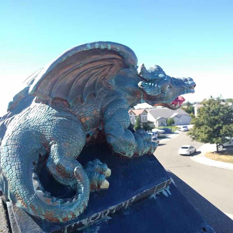 Roof Statue: Winged Dragon Statue - Design Toscano