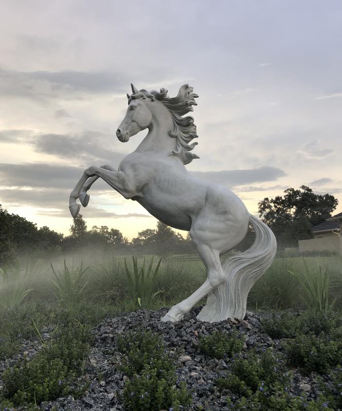 Design Toscano 82-in H x 71-in W Off-white Animal Garden Design Toscano 82-in H x 71-in W Off-white Animal Garden