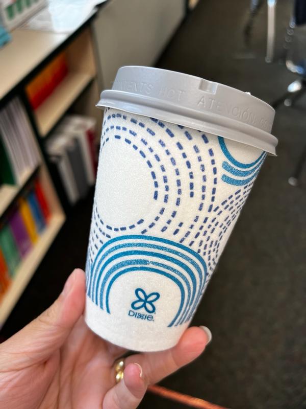 Buy Dixie To Go Disposable Paper Cups with Lids, 12 oz, Variety Pack, 14 ct  from Dollar General - Instore