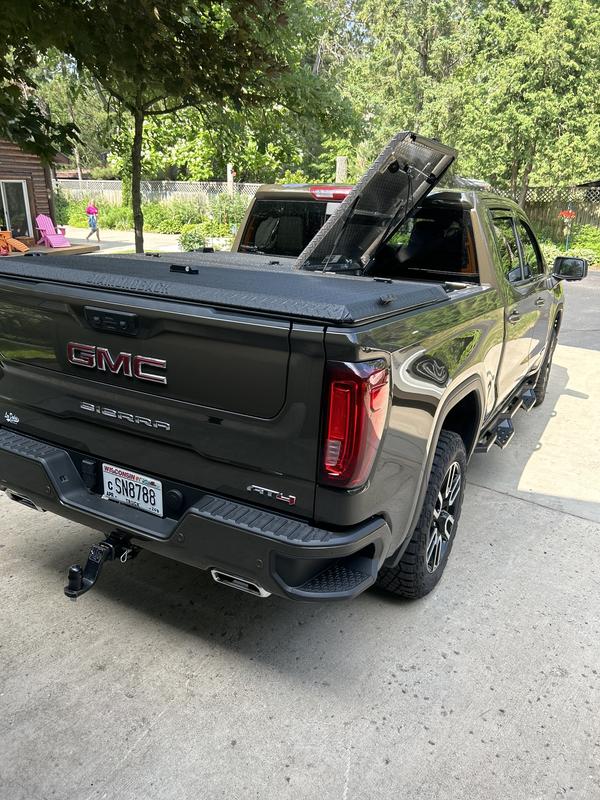 Tonneau Cover With Toolbox | DiamondBack 270 | DiamondBack Covers