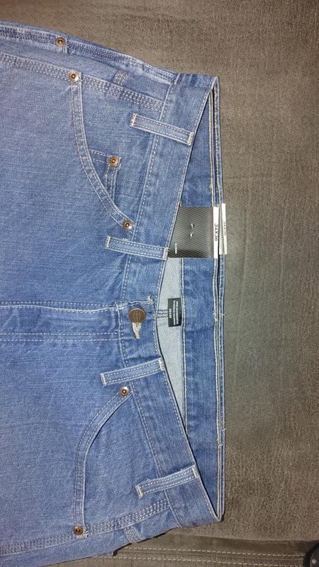 34" Heavyweight vs 34" Relaxed fit