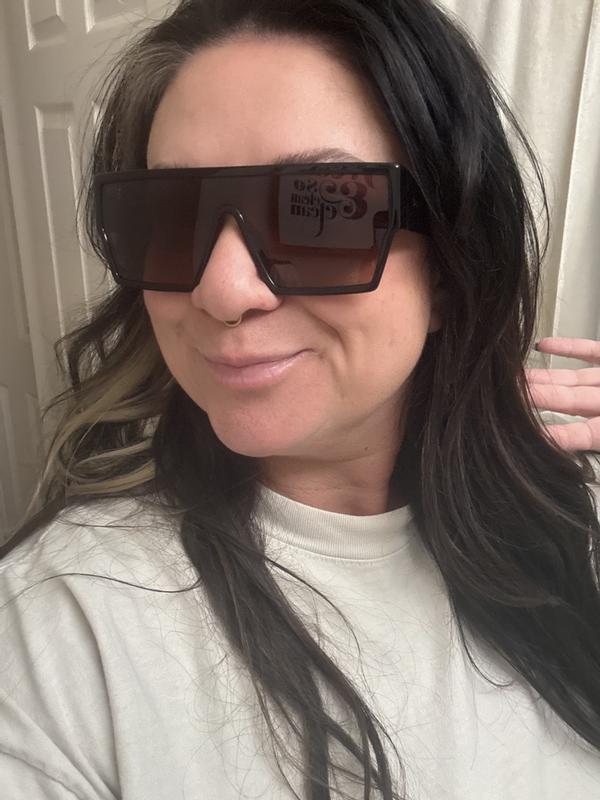 Review Thumbnail Image 0 375928968