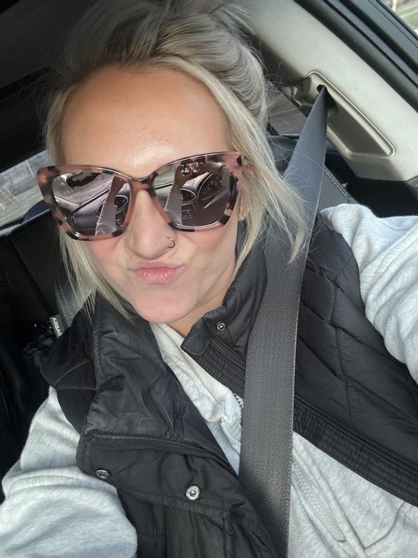 Review Thumbnail Image 0 382480491