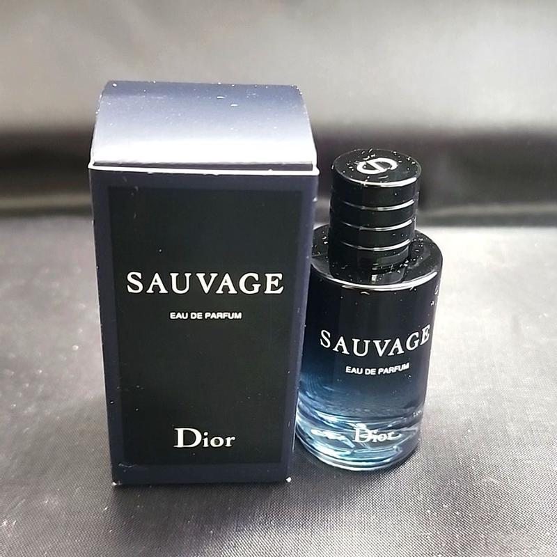 Sauvage Eau de Parfum: Citrus Vanilla Fragrance - Refillable